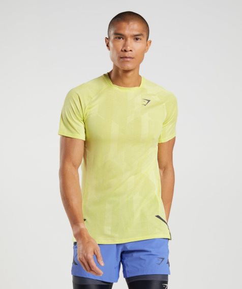 Men's Gymshark Apex T-Shirts Yellow | NZ 4XFJOC